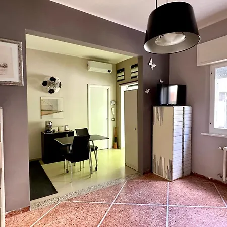 Se099 - Senigallia, Delizioso Monolocale Con Veranda A 200mt Dal Mare * Σενιγκάλια